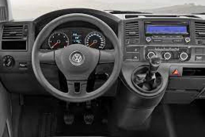 2024 VW Transporter fg 2.0 TDI 110cv Vehículos comerciales