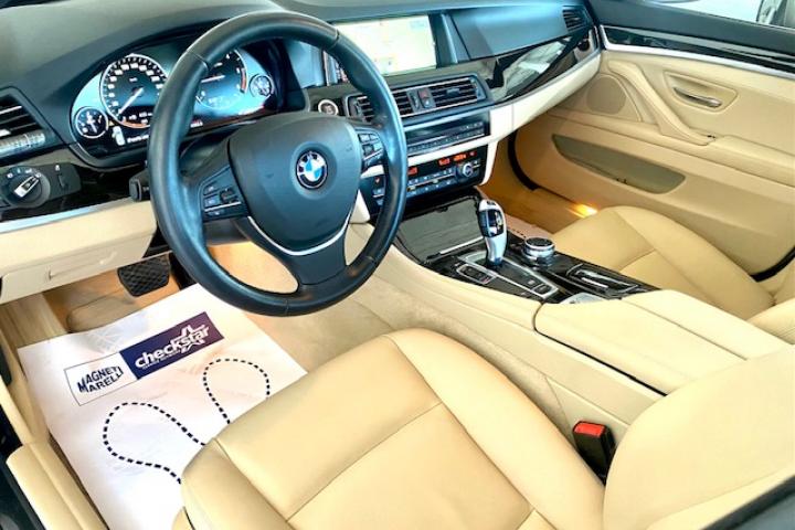 2017 BMW 520D  Berlina